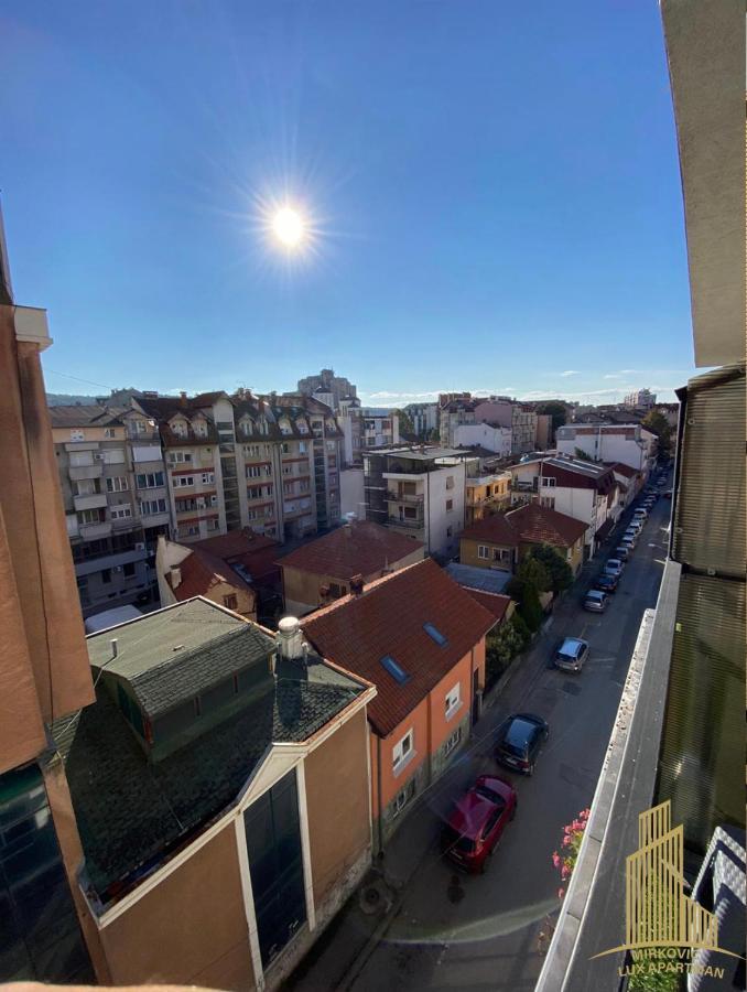Mirkovic Lux Apartman Ni Esterno foto